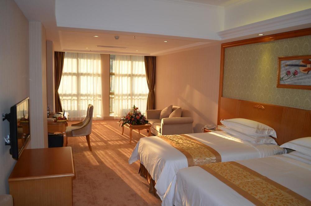 Vienna Hotel Shiyan Guangming Road Shenzhen Exterior foto